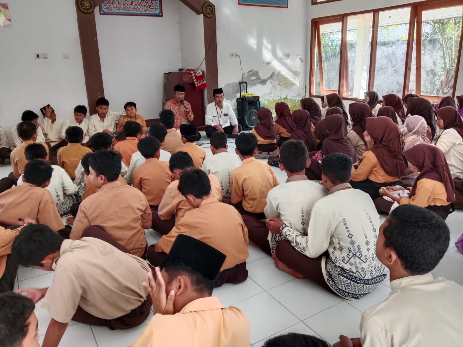 Pembinaan IMTAQ oleh Kepala Sekolah dan KABID SMP